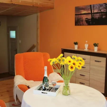 Domek Murowany Na Mazurach Jezioro Narie - 345 Сasa de vacaciones *